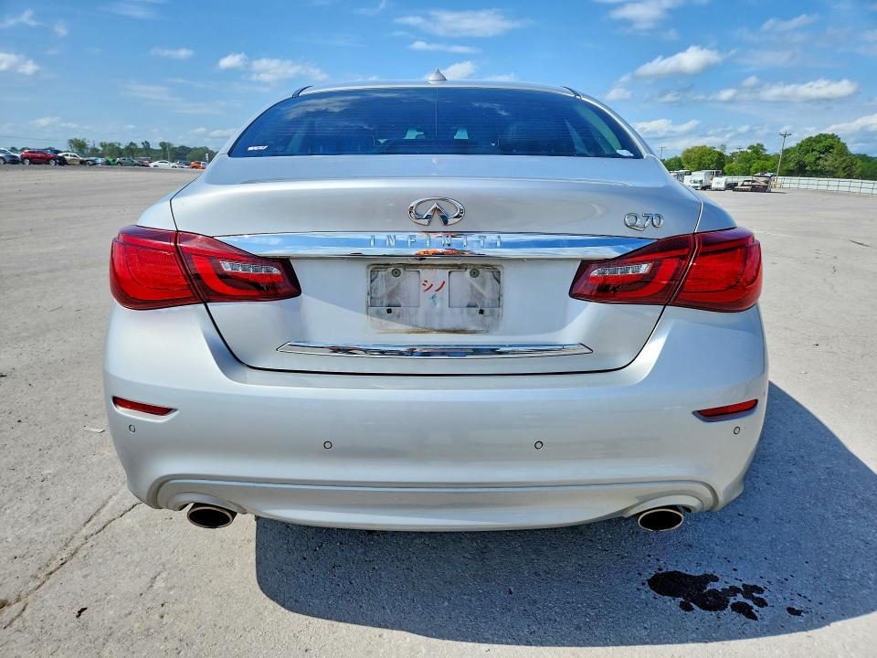 2015 Infiniti Q70 VIN JN1BY1AP2FM540148 COPART salvage auction — MINOR DENT/SCRATCHES, Nc - Certificate Of Title, sold $1,050 on 2026-07-18 (photo 6)
