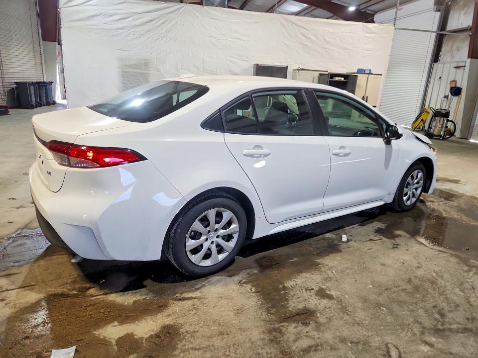 2026 Toyota Corolla VIN 5YFB4MDE9TP460018 COPART salvage auction — FRONT END, ME - CERTIFICATE OF TITLE, sold $12,900 on 2026-07-20 (photo 3)
