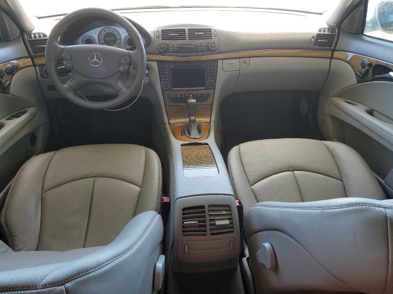 2009 Mercedes-benz E-class VIN WDBUF56X19B432520 COPART salvage auction — MINOR DENT/SCRATCHES, CA - DIS/DLR/EXP ONLY CLEAN TITLE, sold $2,650 on 2026-08-04 (photo 8)