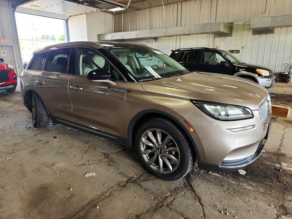 2020 Lincoln Corsair VIN 5LMCJ1D90LUL28792 COPART salvage auction — REAR END, WI - CERT OF TITLE-CLAIM PAID, sold $9,200 on 2026-08-31 (photo 4)