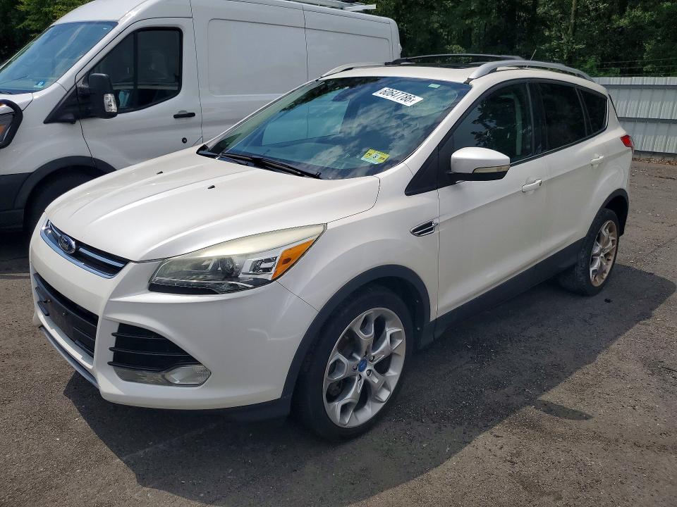 2013 Ford Escape VIN 1FMCU0J9XDUA90573 COPART salvage auction — NORMAL WEAR, Nj - Certificate Of Title, sold $1,450 on 2026-07-18 (photo 1)