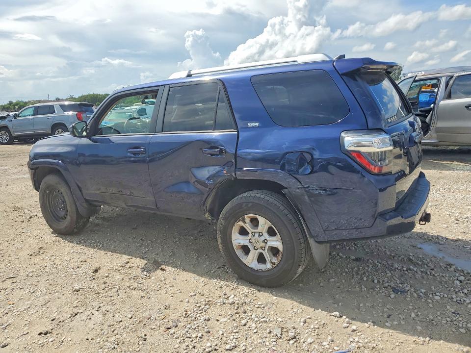 2017 Toyota 4runner VIN JTEBU5JR4H5438635 COPART salvage auction — FRONT END, Fl - Cert Of Title Slvg Rebuildable, sold $4,800 on 2026-07-28 (photo 2)