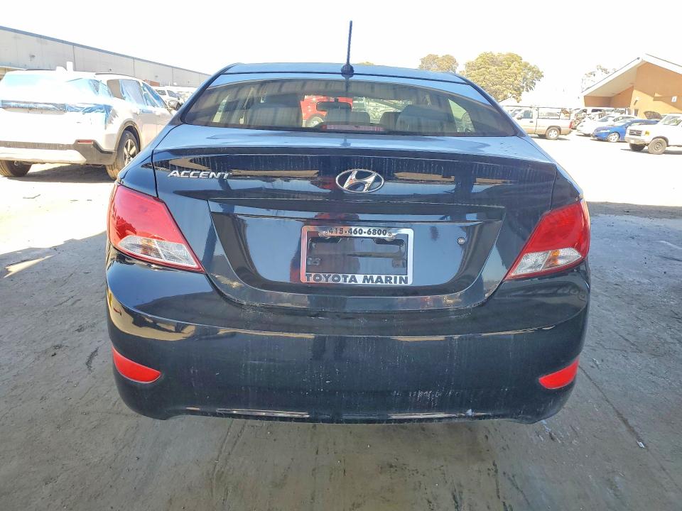 2017 Hyundai Accent VIN KMHCT4AEXHU170579 COPART salvage auction — MINOR DENT/SCRATCHES, Ca - Dis/Dlr/Exp Only Clean Title, sold $650 on 2026-07-28 (photo 6)