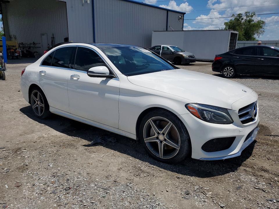2016 Mercedes-benz C-klasse VIN WDDWF4KBXGR130345 COPART salvage auction — UNDERCARRIAGE, Fl - Cert Of Title Slvg Rebuildable, sold $4,650 on 2026-08-04 (photo 4)