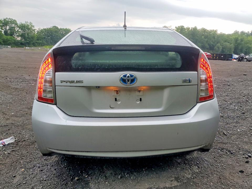 2015 Toyota Prius VIN JTDKN3DU9F0464065 COPART salvage auction — SIDE, Ct - Cert Of Title-Salvage, sold $400 on 2026-07-28 (photo 6)