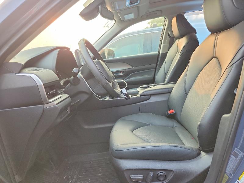 2024 Toyota Highlander VIN 5TDAAAB54RS033884 COPART salvage auction — FRONT END, AZ - CERT OF TITLE - SALVAGE, sold $7,600 on 2026-07-21 (photo 7)
