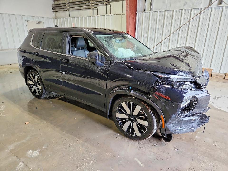 2025 Mitsubishi Outlander VIN JA4J3VA88SZ029333 COPART salvage auction — FRONT END, Fl - Certificate Of Destruction, sold $7,200 on 2026-07-27 (photo 4)