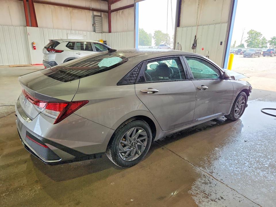2024 Hyundai Elantra VIN KMHLM4DG6RU785982 COPART salvage auction — FRONT END, Fl - Certificate Of Destruction, sold $3,650 on 2026-07-20 (photo 3)