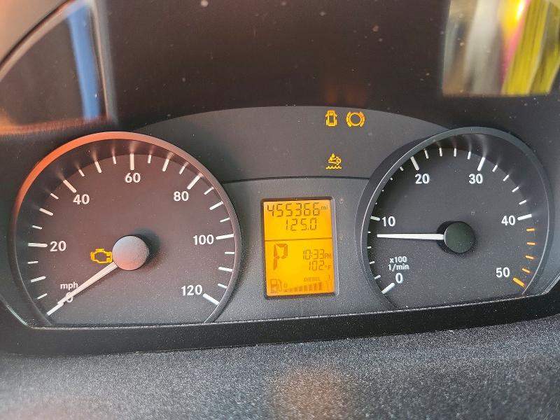 2016 Mercedes-benz Sprinter VIN WD3PE7DD5GP173370 COPART salvage auction — NORMAL WEAR, TX - CERTIFICATE OF TITLE, sold $1,800 on 2026-08-03 (photo 9)