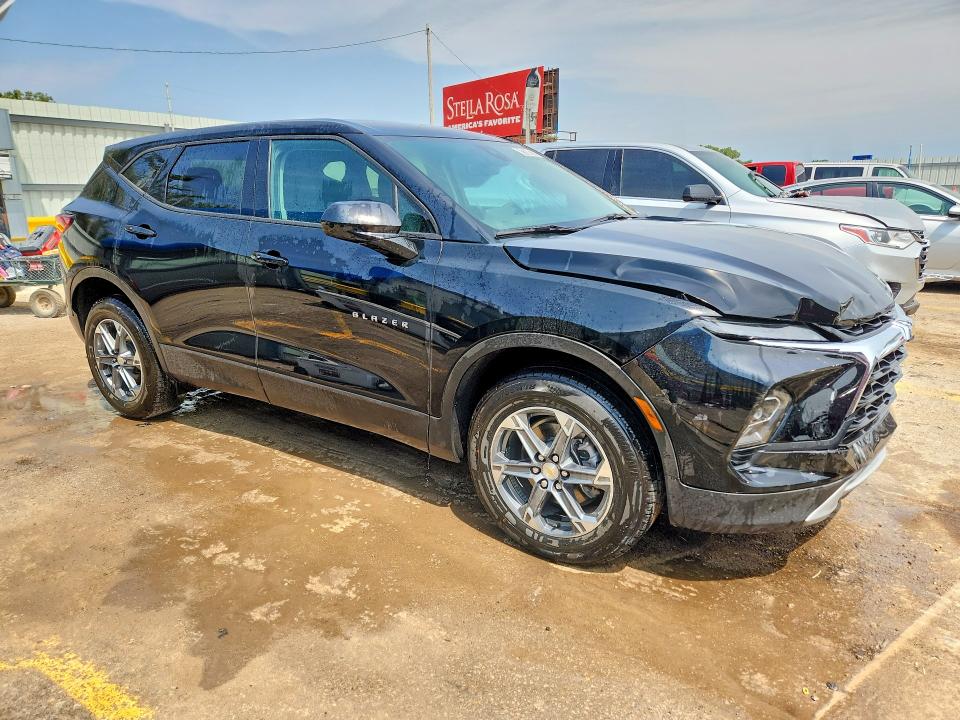 2025 Chevrolet Blazer VIN 3GNKBHR43SS183355 COPART salvage auction — FRONT END, Tn - Certificate Of Title, sold $11,800 on 2026-07-27 (photo 4)