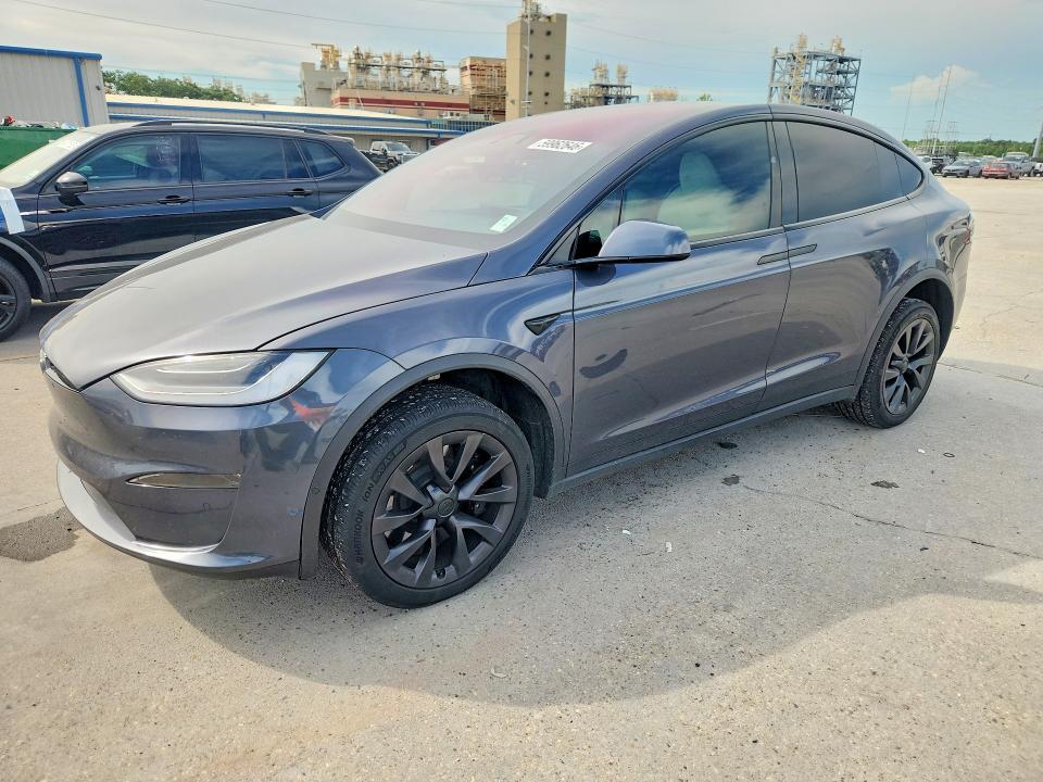 2022 Tesla Model x VIN 7SAXCBE54NF330371 — COPART salvage auction photo