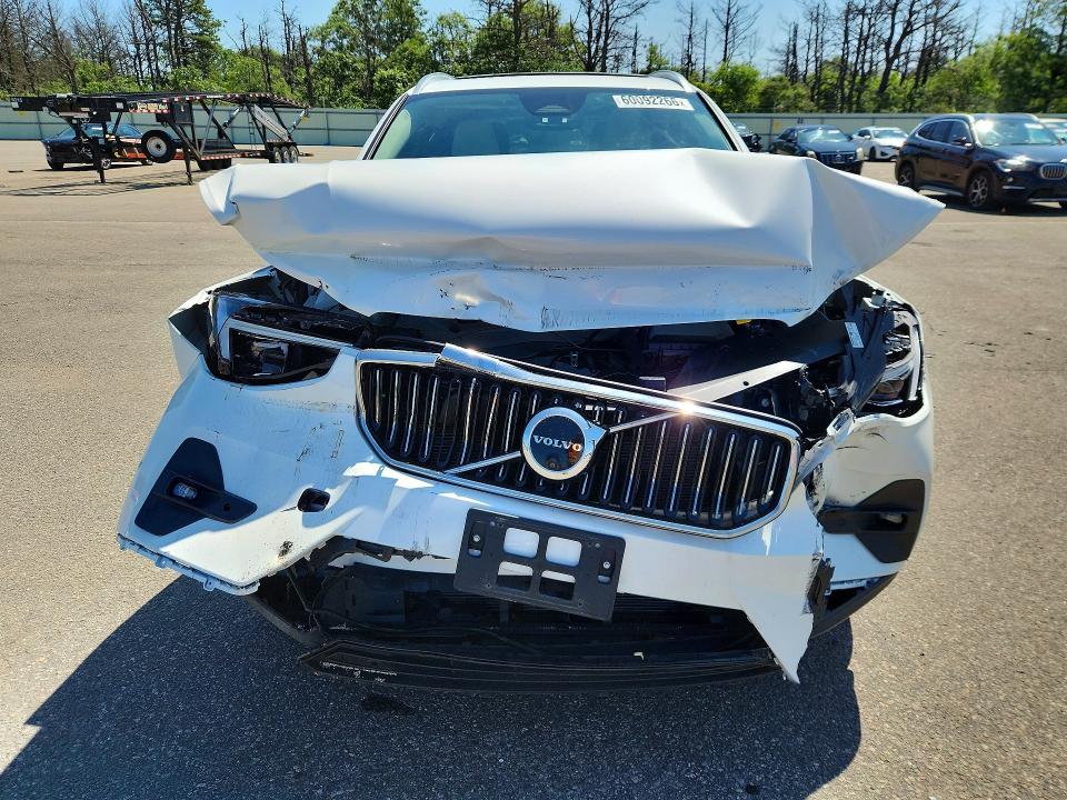 2025 Volvo Xc40 VIN YV4L12UE2S2555855 COPART salvage auction — FRONT END, Ny - Mv-907A Salvage Certificate, sold $400 on 2026-07-20 (photo 5)
