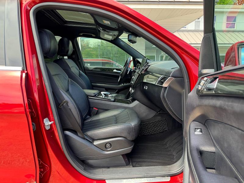 2017 Mercedes-benz Gls-class VIN 4JGDF6EEXHA775382 COPART salvage auction — MINOR DENT/SCRATCHES, Md - Certificate Of Title (P), sold $9,400 on 2026-07-27 (photo 5)