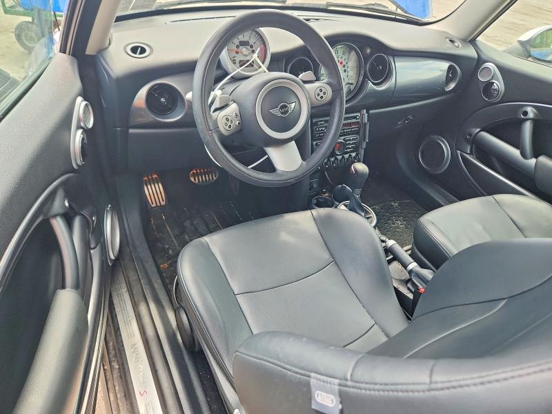 2006 Mini Cooper VIN WMWRE33576TJ37572 COPART salvage auction — FRONT END, Pa - Certificate Of Salvage, sold $550 on 2026-08-06 (photo 8)