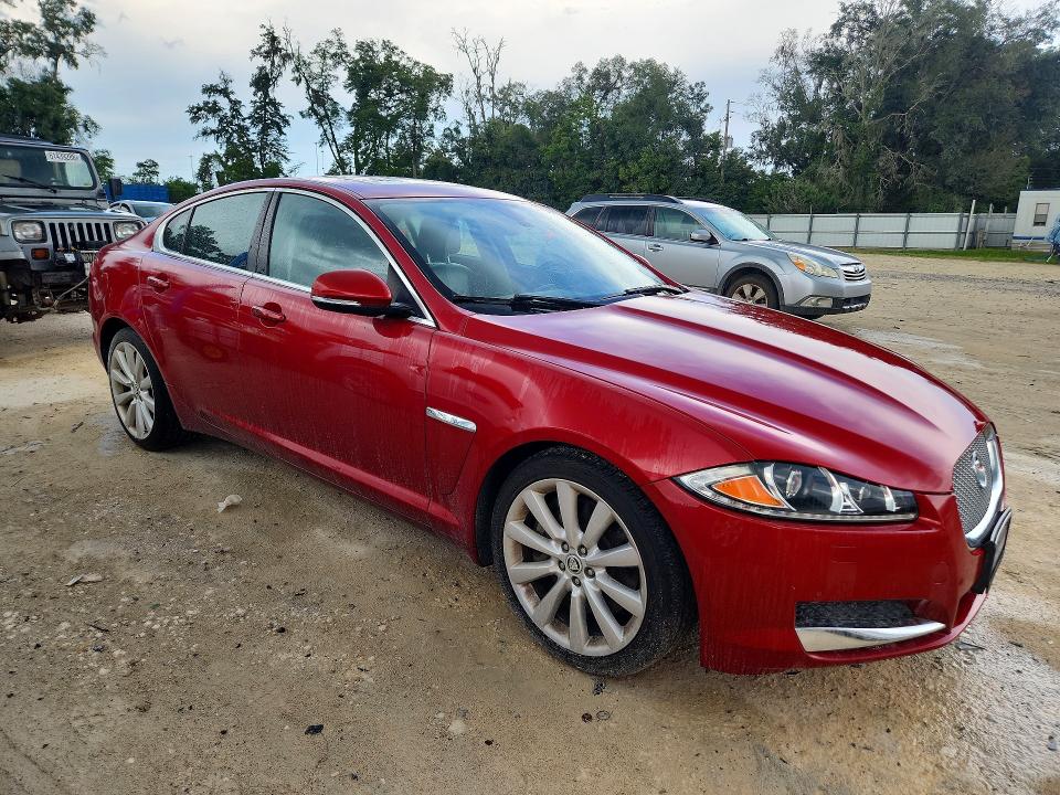 2012 Jaguar Xf VIN SAJWA0FB8CLS51269 COPART salvage auction — MINOR DENT/SCRATCHES, Fl - Certificate Of Title, sold $250 on 2026-07-28 (photo 4)