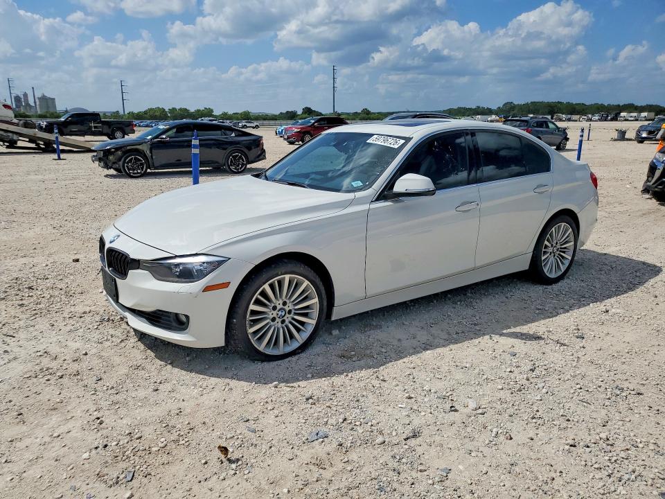 2013 BMW VIN WBA3B5C58DF593943 COPART salvage auction — MINOR DENT/SCRATCHES, Tx - Certificate Of Title (P), sold $3,250 on 2026-07-27 (photo 1)