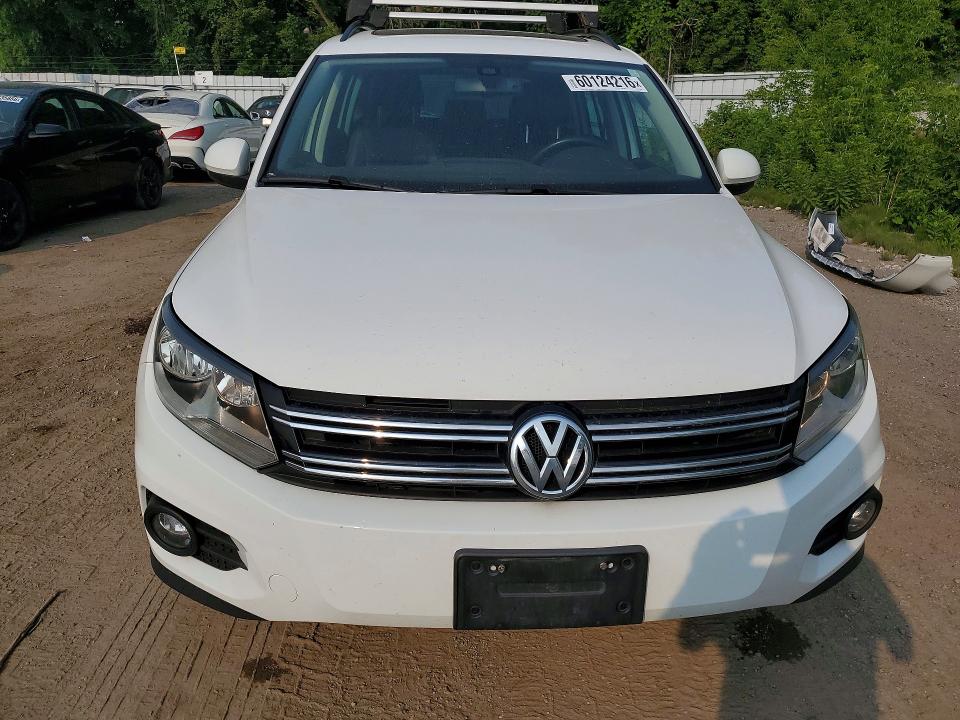 2017 Volkswagen Tiguan VIN WVGNV7AX8HK015448 COPART salvage auction — REAR END, ON - PERMIT SALVAGE, sold $2,500 on 2026-07-30 (photo 5)