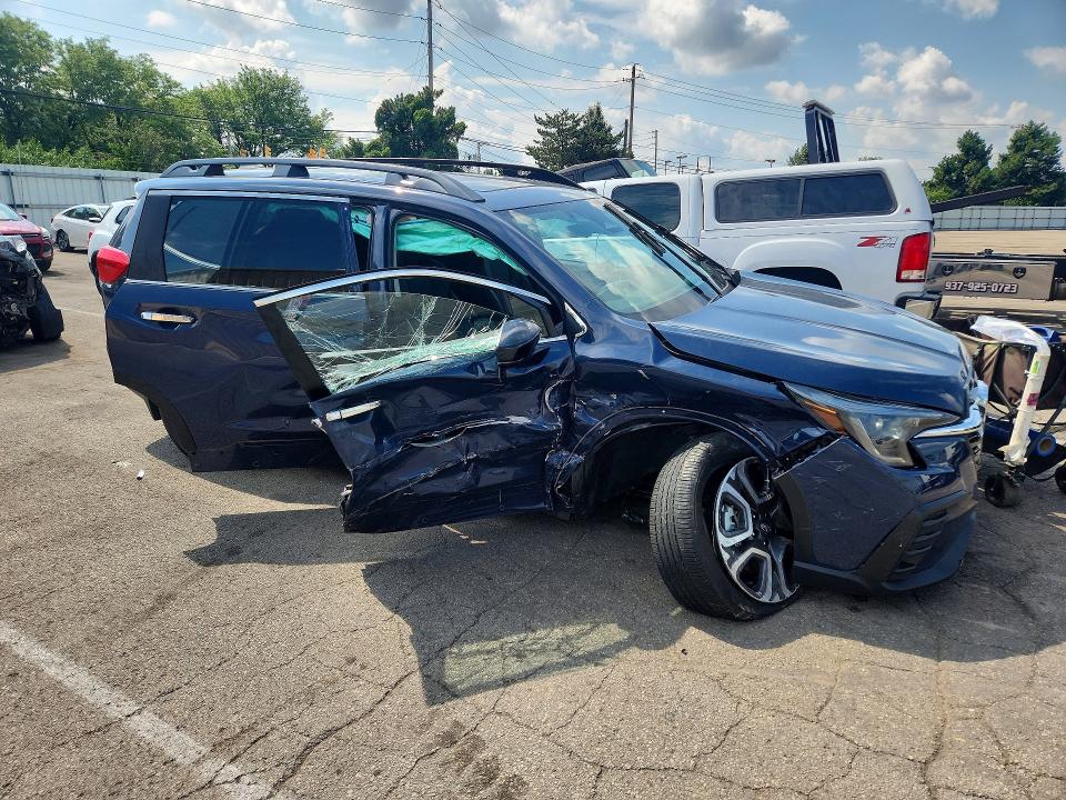 2024 Subaru Ascent VIN 4S4WMAWD8R3448119 COPART salvage auction — SIDE, OH - CERT OF TITLE-SALVAGE, sold $7,800 on 2026-07-24 (photo 4)