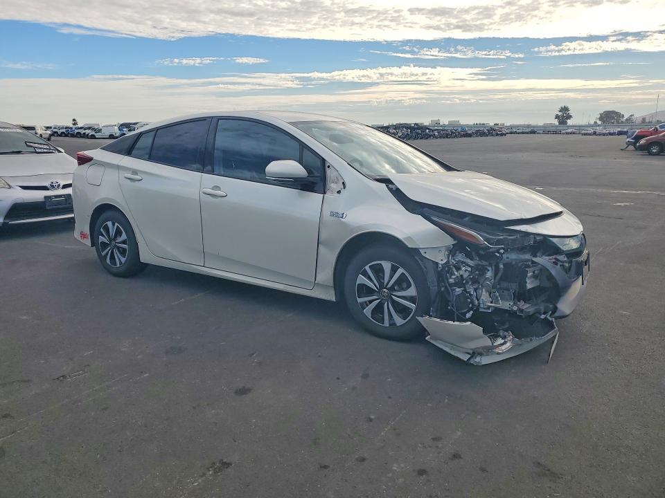 2017 Toyota VIN JTDKARFP2H3067112 COPART salvage auction — FRONT END, CA - SALVAGE CERTIFICATE, sold $550 on 2026-07-29 (photo 4)