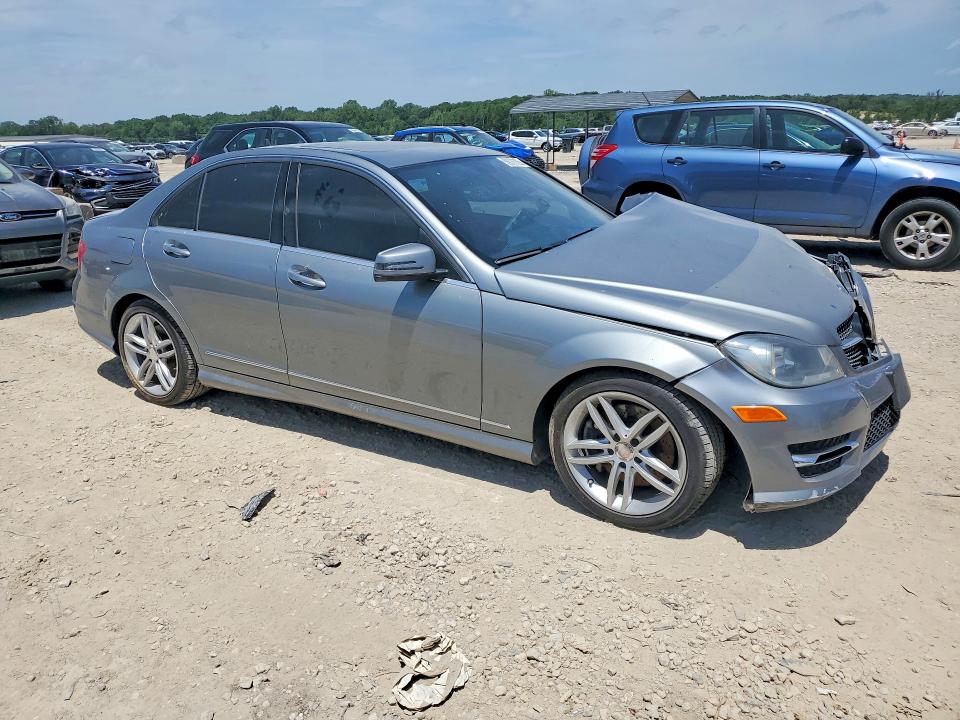 2013 Mercedes-benz C-klasse VIN WDDGF8AB2DG150531 COPART salvage auction — FRONT END, Ks - Cert Of Title-Salvage, sold $850 on 2026-08-18 (photo 4)