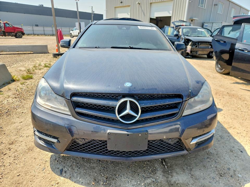 2013 Mercedes-benz C class VIN WDDGJ4HB8DG012070 COPART salvage auction — REAR END, Ab - Bos - Salvage, sold $1,050 on 2026-08-13 (photo 5)
