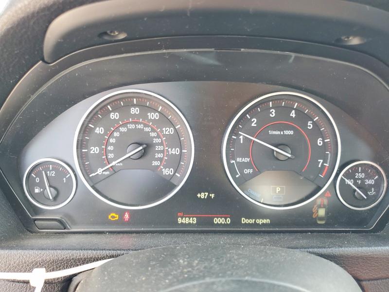 2017 BMW 3er VIN WBA8E1C3XHA158560 COPART salvage auction — MINOR DENT/SCRATCHES, Tx - Certificate Of Title (P), sold $4,700 on 2026-07-30 (photo 9)