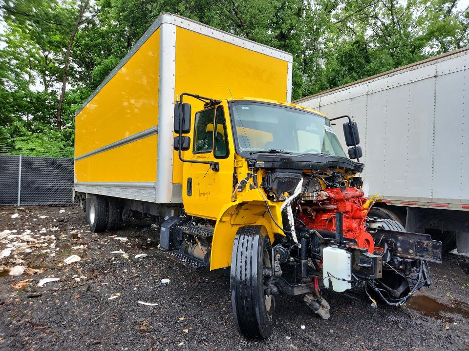 2018 International 4000 series VIN 1HTMMMML8JH713431 COPART salvage auction — MECHANICAL, TX - CERTIFICATE OF TITLE, sold $1,600 on 2026-07-10 (photo 4)