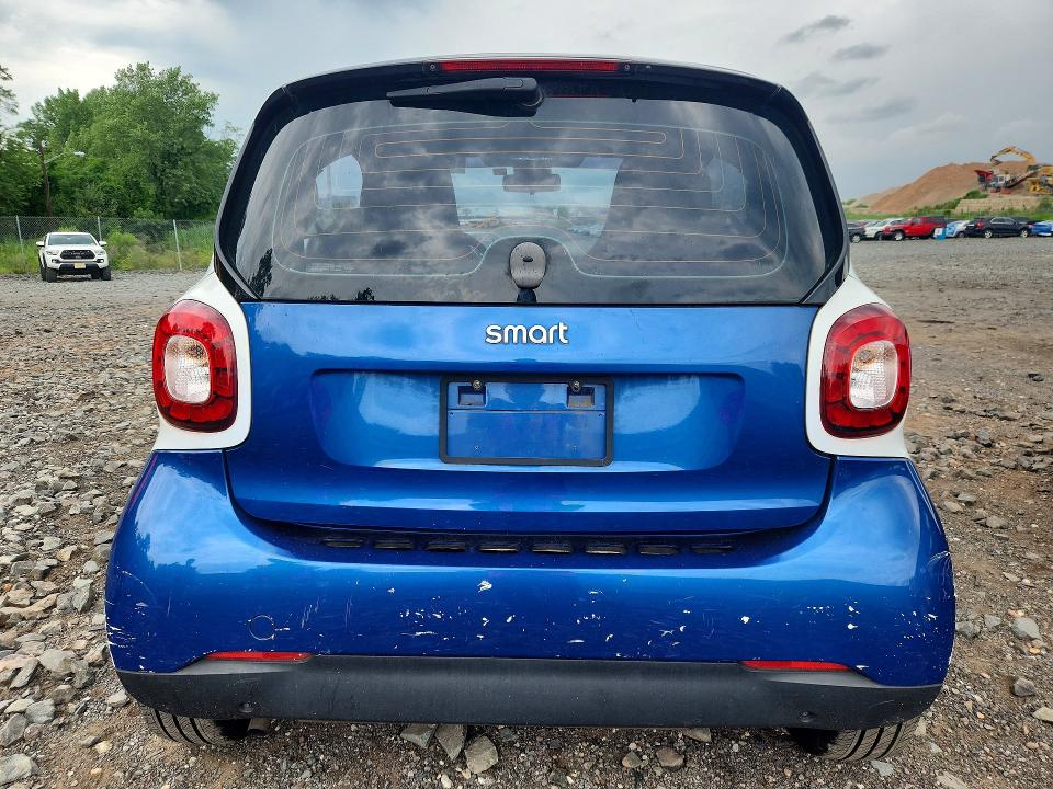 2016 Smart Fortwo VIN WMEFJ5DA4GK059818 COPART salvage auction — FRONT END, Ny - Mv-907A Salvage Certificate, sold $850 on 2026-08-10 (photo 6)