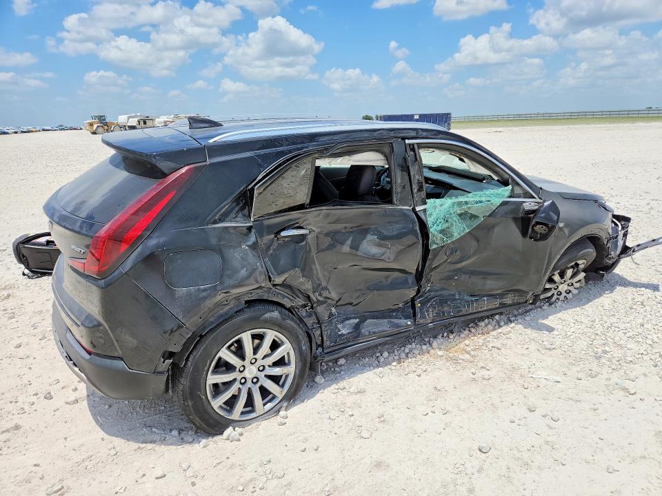 2020 Cadillac Xt4 VIN 1GYFZDR40LF069232 COPART salvage auction — SIDE, Tx - Salvage Vehicle Title, sold $1,900 on 2026-09-03 (photo 3)
