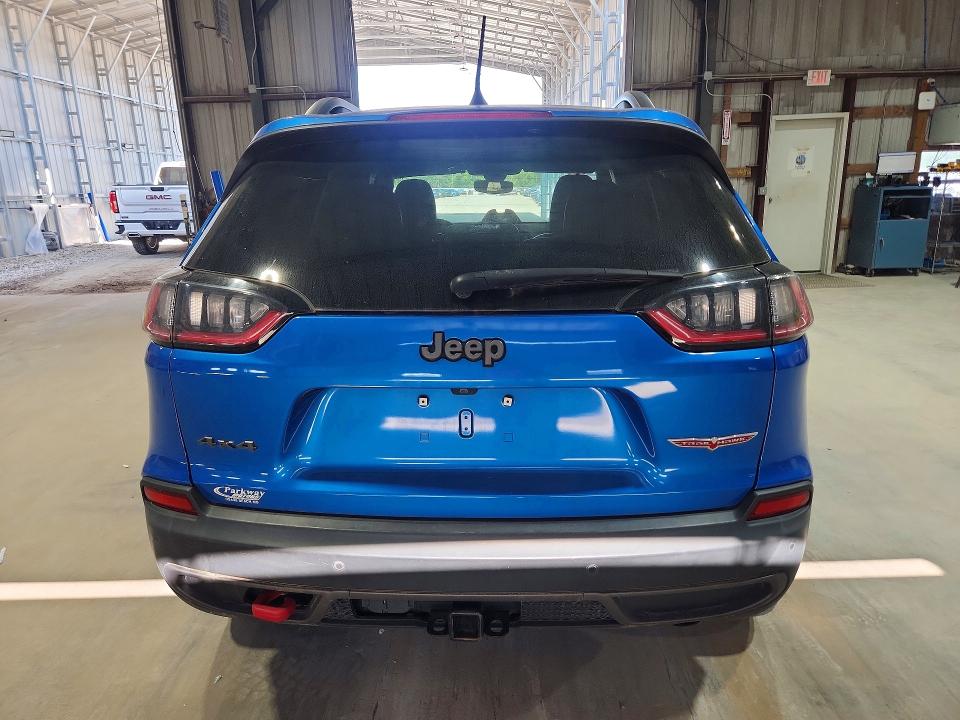 2019 Jeep Cherokee VIN 1C4PJMBN3KD481885 COPART salvage auction — MECHANICAL, VA - CERTIFICATE OF TITLE, sold $4,000 on 2026-08-03 (photo 6)