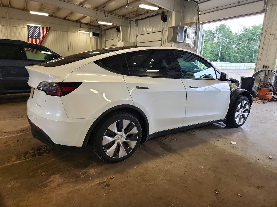 2020 Tesla Model y VIN 5YJYGDEEXLF032129 COPART salvage auction — FRONT END, MN - CERT OF TITLE-SALVAGE, sold $7,800 on 2026-07-23 (photo 3)