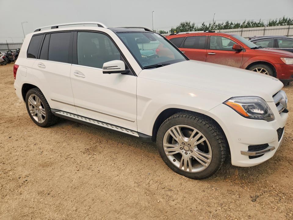 2015 Mercedes-benz Glk-klasse VIN WDCGG0EB4FG420343 COPART salvage auction — REAR END, Ab - Bos - Salvage, sold $5,500 on 2026-08-06 (photo 4)
