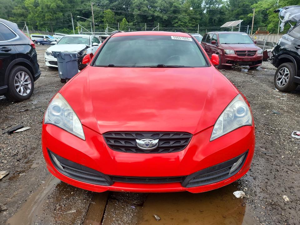 2011 Hyundai Genesis VIN KMHHU6KH3BU043266 COPART salvage auction — MINOR DENT/SCRATCHES, Md - Cert Of Salvage > 75% Damage, sold $575 on 2026-07-14 (photo 5)