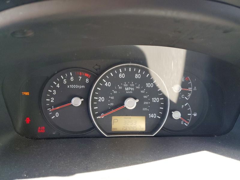 2009 Kia Rondo VIN KNAFG528597255301 COPART salvage auction — FRONT END, VA - CERTIFICATE OF TITLE, sold $325 on 2026-07-31 (photo 9)