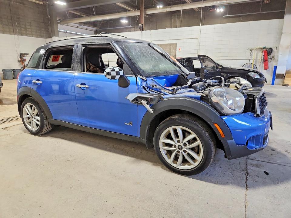 2014 Mini Cooper VIN WMWZC5C57EWP35479 COPART salvage auction — BURN, Mn - Cert Of Title-Prior Salvage, sold $525 on 2026-08-11 (photo 4)