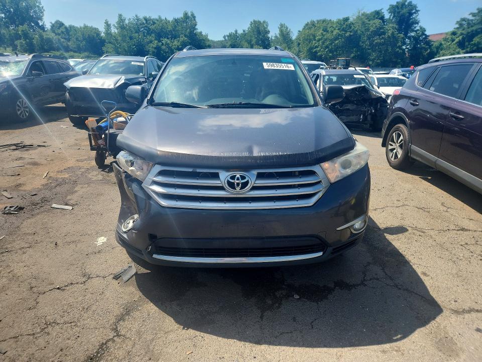 2012 Toyota Highlander VIN 5TDDK3EH7CS170059 COPART salvage auction — FRONT END, CT - CERT OF TITLE-SALVAGE, sold $825 on 2026-07-24 (photo 5)