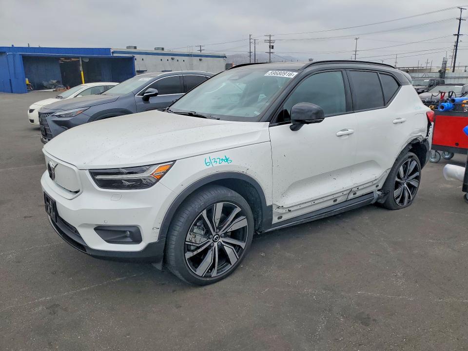 2022 Volvo Xc40 VIN YV4ED3UR0N2654736 — COPART salvage auction photo