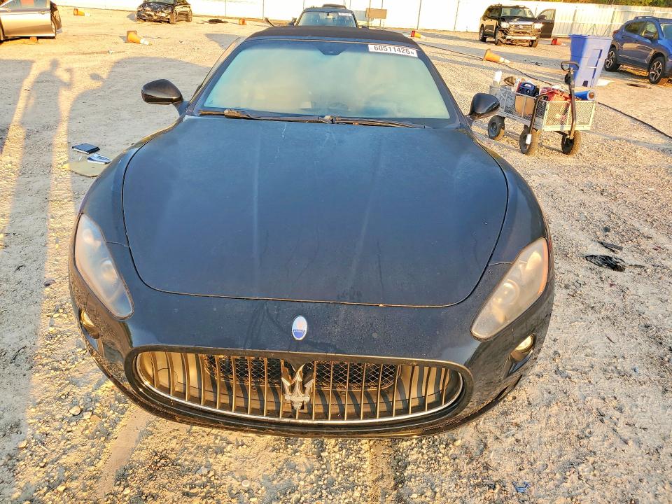 2011 Maserati Granturismo VIN ZAM45KMA4B0056491 COPART salvage auction — MINOR DENT/SCRATCHES, NC - NON PUBLIC CLEAN TITLE, sold $8,200 on 2026-07-17 (photo 5)