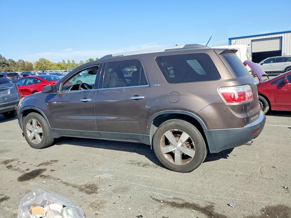 2011 Gmc Acadia VIN 1GKKRRED0BJ365990 COPART salvage auction — MECHANICAL, Ca - Dis/Dlr/Exp Only Clean Title, sold $400 on 2026-07-10 (photo 2)