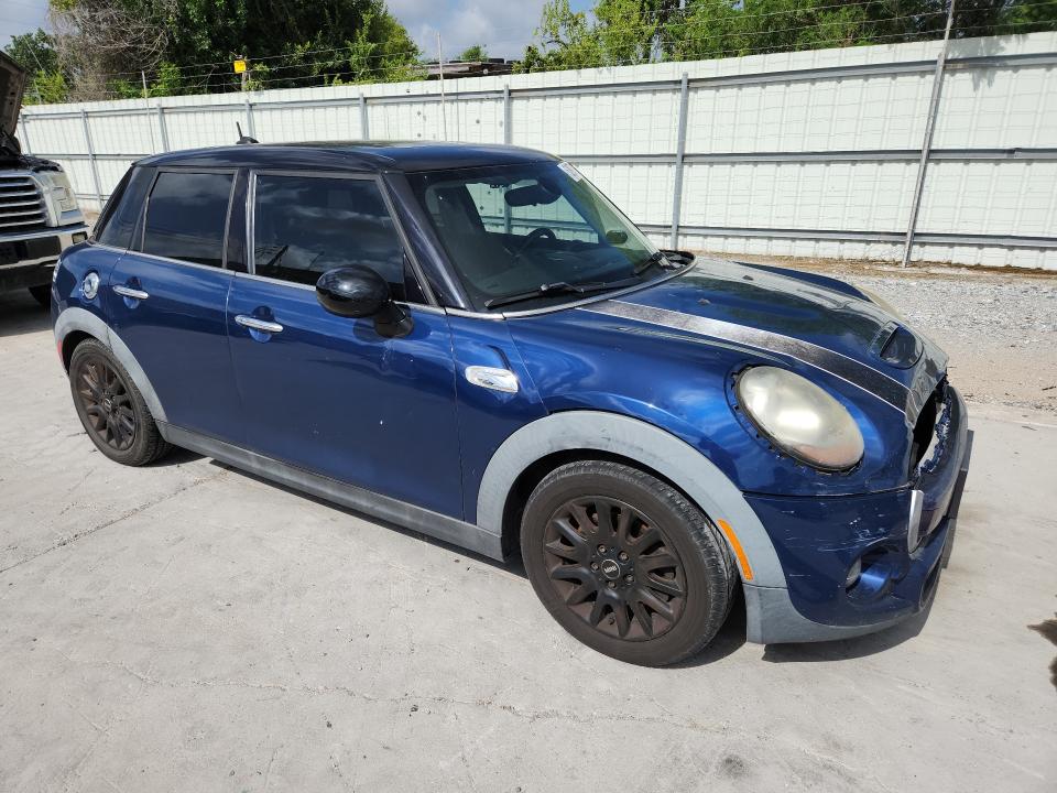 2016 Mini Cooper VIN WMWXU3C51G2B63069 COPART salvage auction — MECHANICAL, Tx - Certificate Of Title, sold $300 on 2026-08-04 (photo 4)