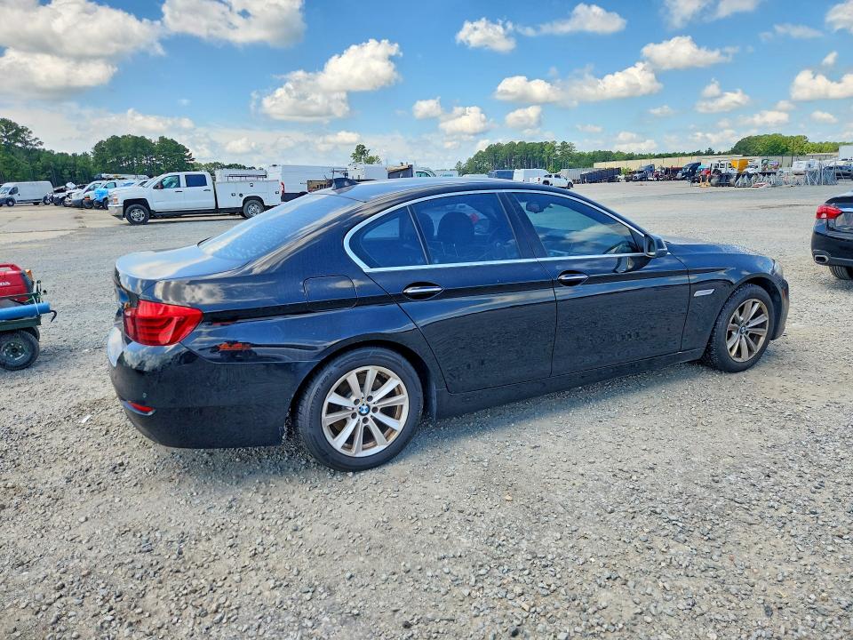 2015 BMW 5er VIN WBA5A5C59FD519103 COPART salvage auction — MECHANICAL, Sc - Dealer Only Clean Title, sold $225 on 2026-08-10 (photo 3)