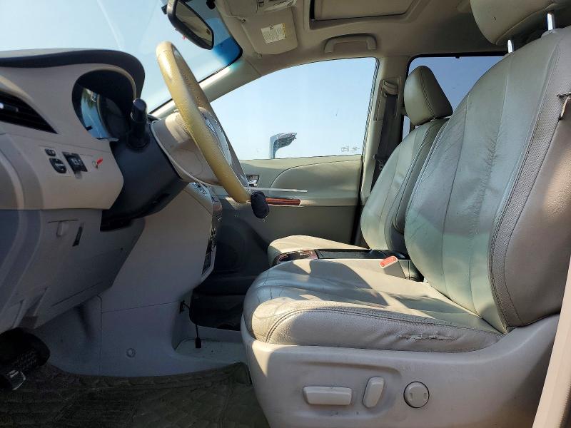 2011 Toyota Sienna VIN 5TDYK3DC7BS066127 COPART salvage auction — REAR END, NY - MV-907A SALVAGE CERTIFICATE, sold $2,550 on 2026-07-27 (photo 7)