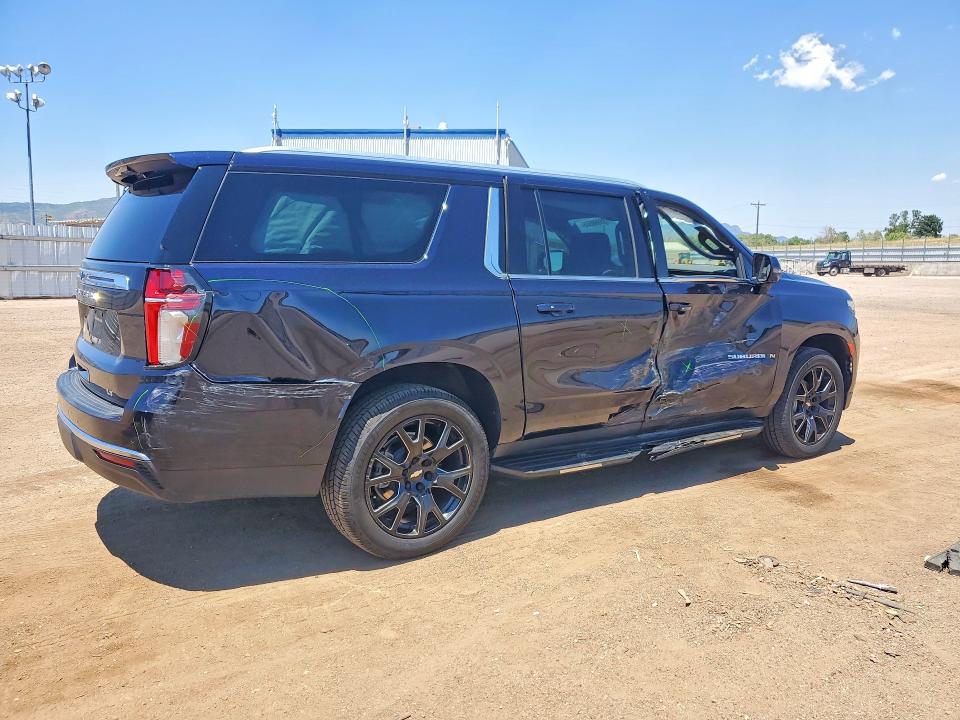 2021 Chevrolet Suburban VIN 1GNSKCKD8MR195231 COPART salvage auction — SIDE, CO - SALVAGE TITLE, sold $8,300 on 2026-07-29 (photo 3)