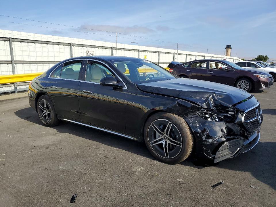 2025 Mercedes-benz VIN W1KLF4GBXSA125391 COPART salvage auction — FRONT END, Ca - Salvage Certificate, sold $27,500 on 2026-07-15 (photo 4)