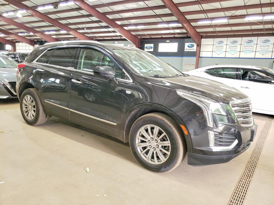 2019 Cadillac Xt5 VIN 1GYKNDRS5KZ129818 COPART salvage auction — MINOR DENT/SCRATCHES, WV - CERTIFICATE OF TITLE (P), sold $6,800 on 2026-07-27 (photo 4)