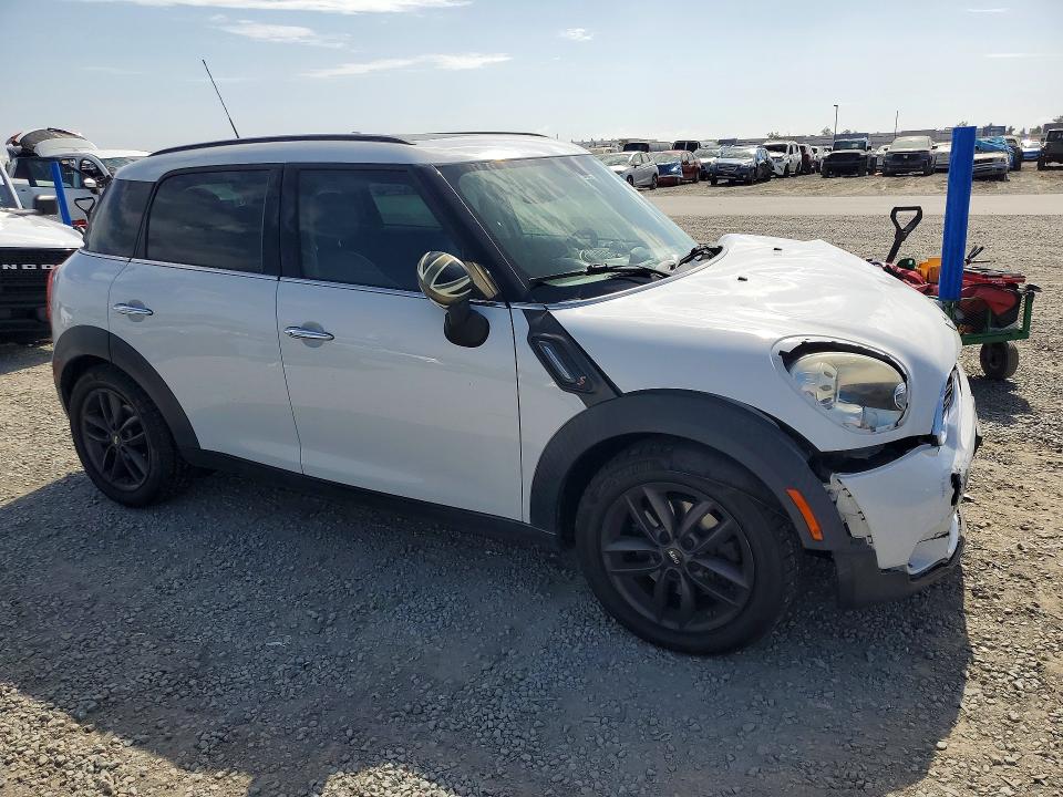 2014 Mini Cooper VIN WMWZC3C55EWT00951 COPART salvage auction — FRONT END, Ca - Salvage Certificate, sold $750 on 2026-08-28 (photo 4)
