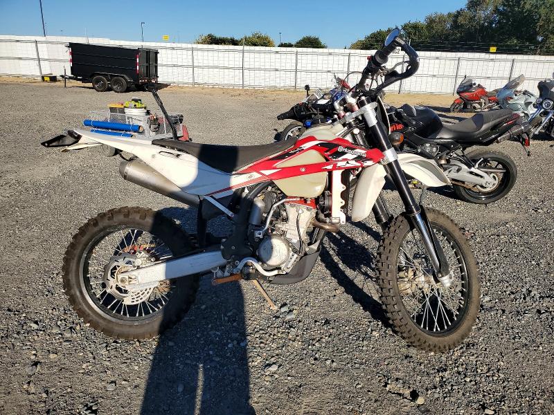 2014 Husqvarna Te VIN ZKHKCEDJ3EV000193 COPART salvage auction — FRONT END, Ca - Dis/Dlr/Exp Only Clean Title, sold $100 on 2026-07-28 (photo 1)
