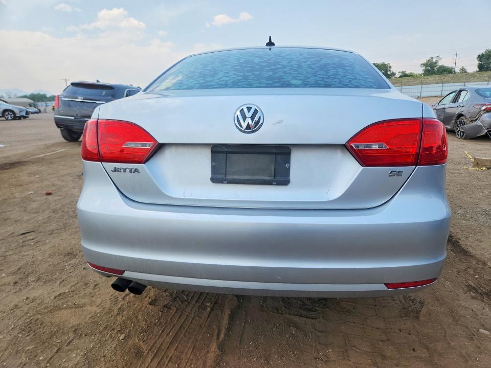 2014 Volkswagen Jetta VIN 3VWD17AJ2EM266085 COPART salvage auction — FRONT END, Co - Dis/Dlr/Exp Only Clean Title, sold $1,100 on 2026-07-22 (photo 6)