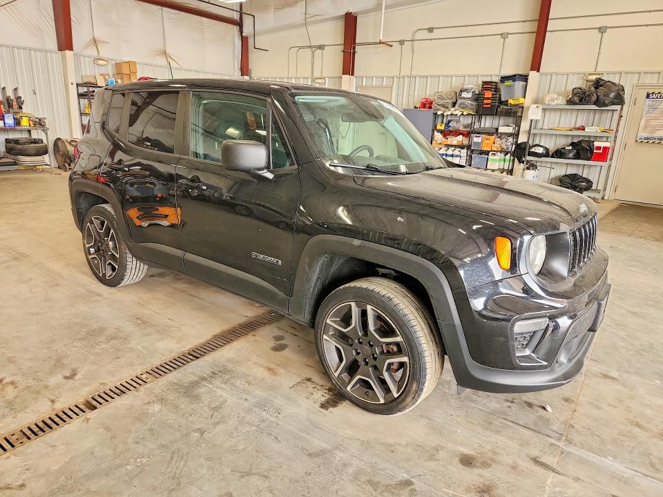 2020 Jeep Renegade VIN ZACNJBAB9LPL73595 COPART salvage auction — SIDE, Wi - Junked Vehicle Bill Of Sale, sold $1,550 on 2026-08-04 (photo 4)