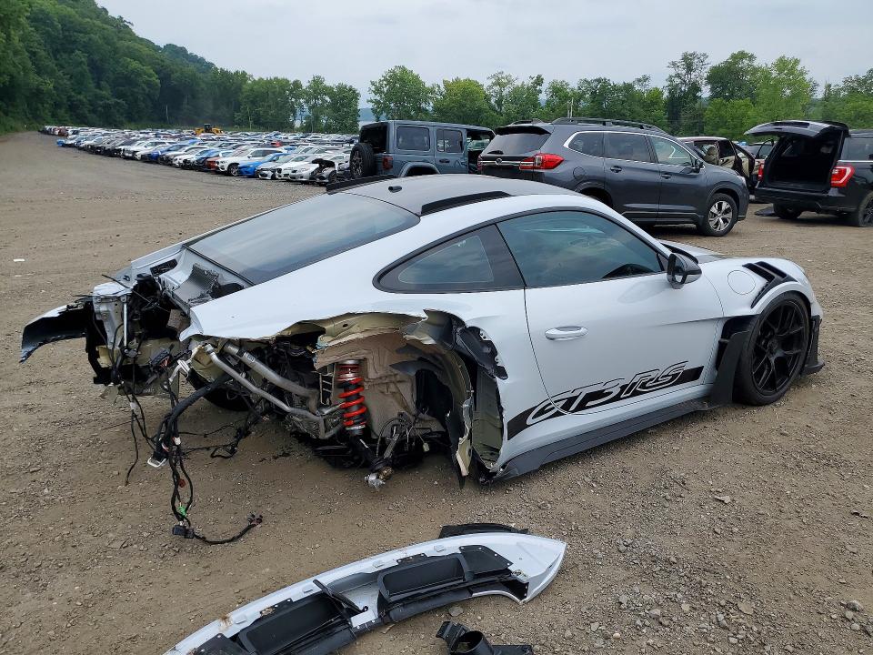 2025 Porsche 911 VIN WP0AF2A95SS279805 COPART salvage auction — REAR END, Salvage Title, sold $86,500 on 2026-08-06 (photo 3)